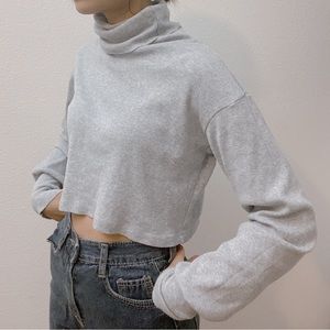 angela turtleneck top // brandy melville